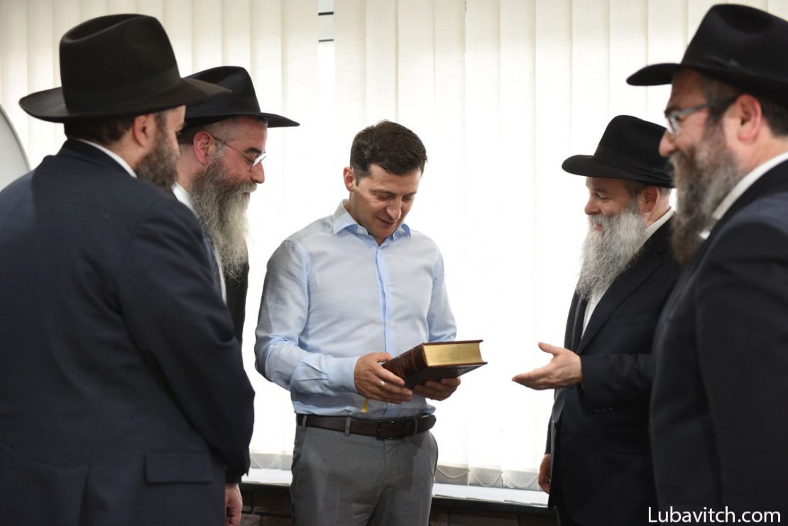 Ukraine First Jewish President Elect Meets Chief Rabbis Chabad